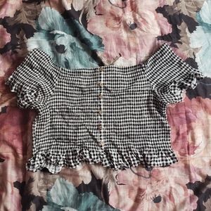 🖤 Torrid Elastic Checkered Button Crop Top 🖤